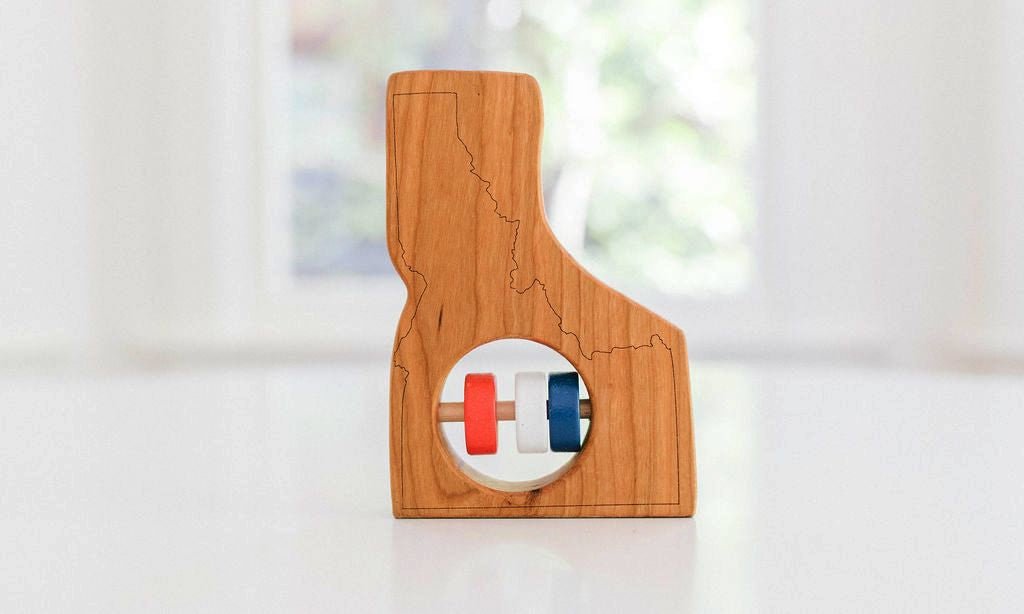 Hochet en bois d'État de l'Idaho™