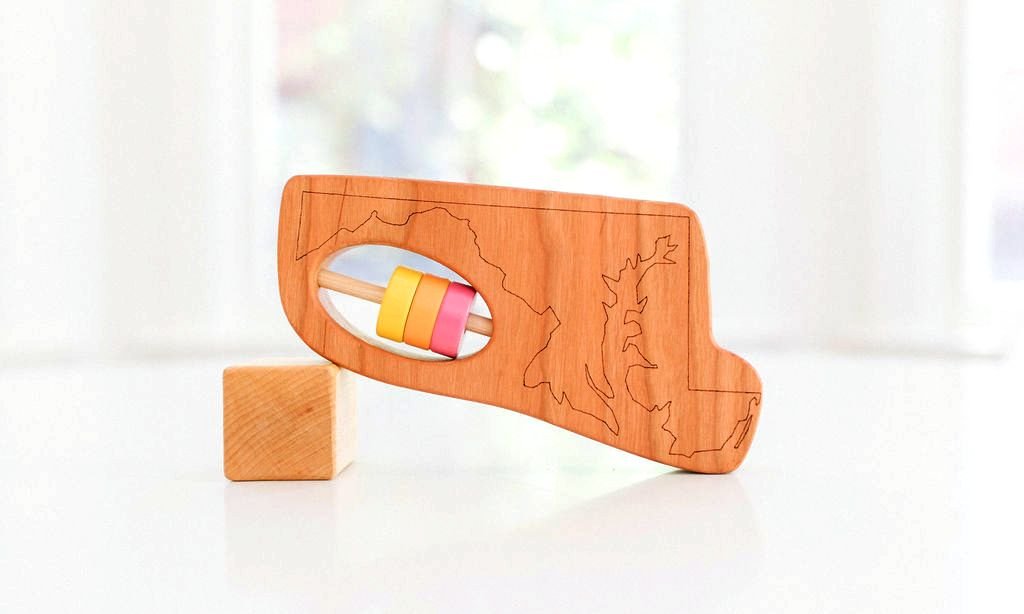 Hochet en bois de l'État du Maryland™