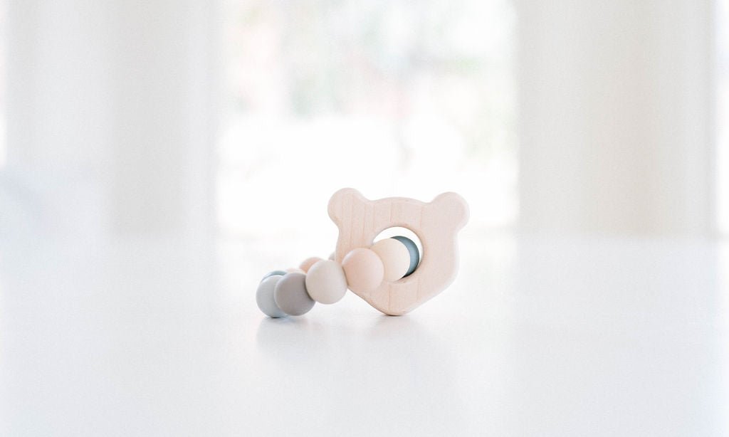 Anneau de dentition en bois pour bébé Ourson
