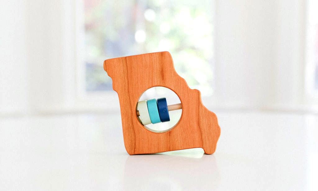 Hochet bébé en bois Missouri State™