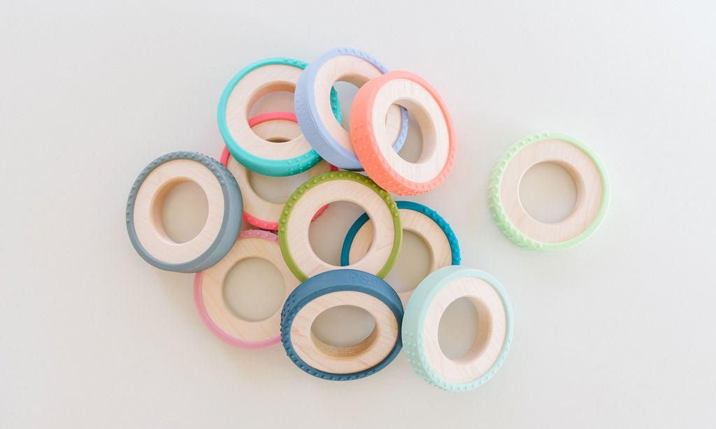 Anneau de dentition enveloppé de silicone
