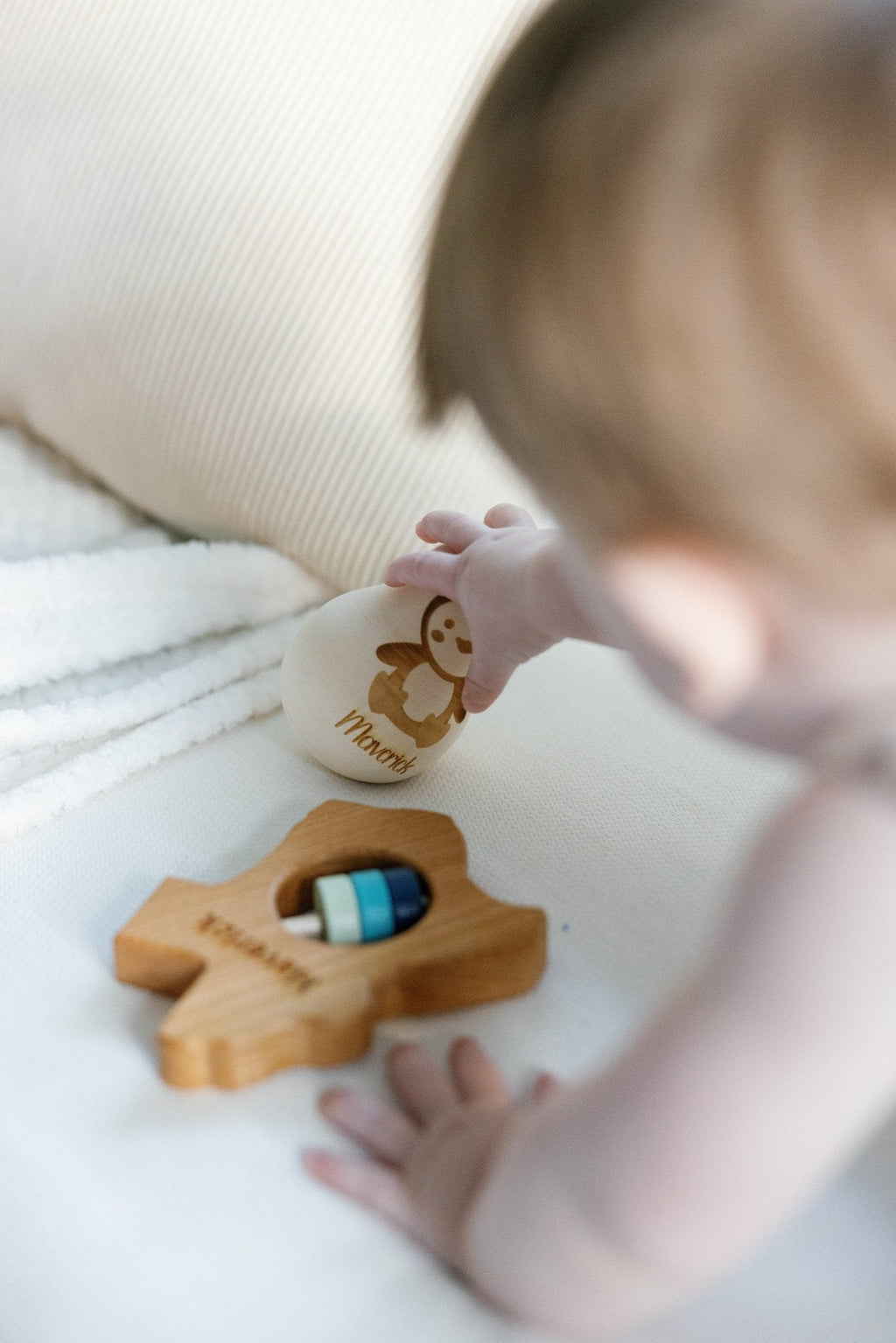 Hochet en bois du Texas pour bébé™